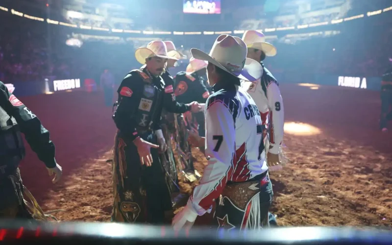Com notas altas de brasileiros, Florida assume a ponta na PBR Team Series