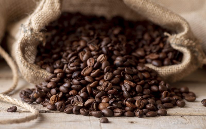 Preço do café cai em Nova York após realização de lucros