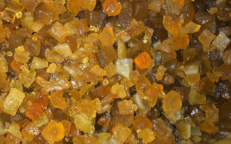 Procura por frutas cristalizadas para as ceias de fim de ano anima produtores