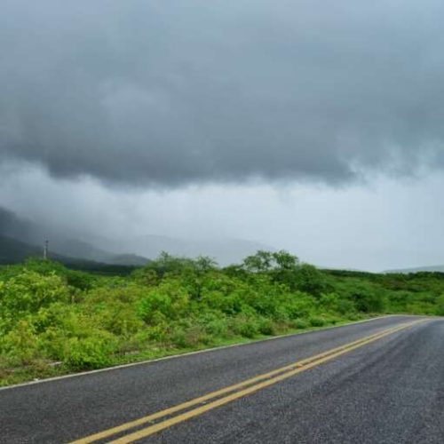 Todo o Ceará está sob aviso de chuvas intensas até sexta-feira (20), diz Inmet