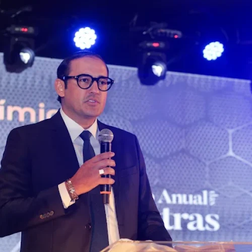 Expo Ceará Química 2025 projeta movimentar R$ 12 milhões em negócios em Fortaleza