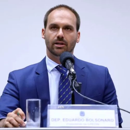 Por quais crimes Eduardo Bolsonaro vai ser investigado pelo STF? Entenda