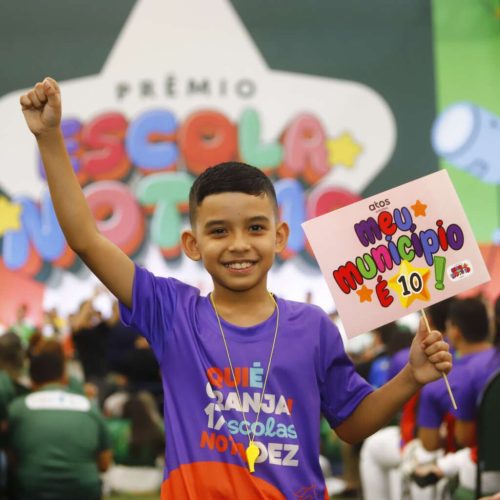 Escola Nota 10: Ceará entrega prêmio a 434 escolas públicas por excelência no Spaece 2024