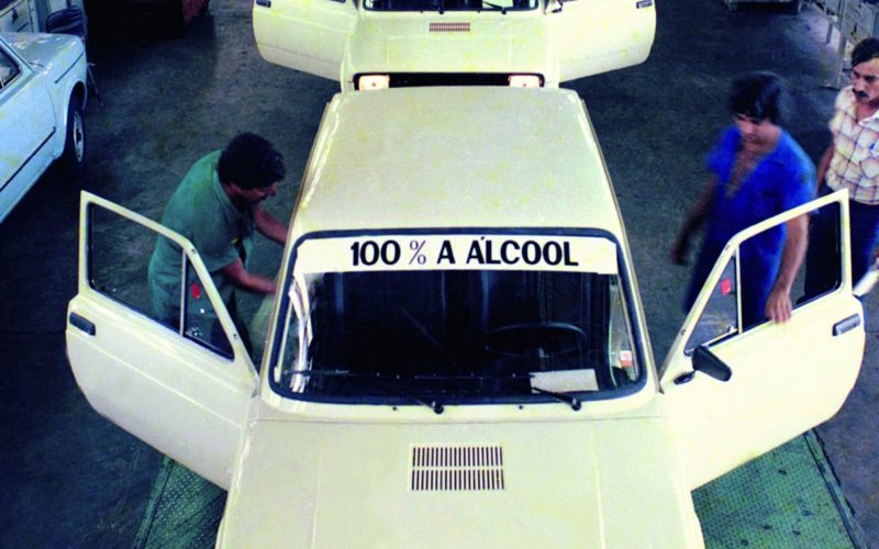 Como o açúcar entrou no fusca? Conheça a história do Proálcool e da cana no país