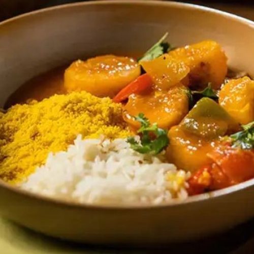 Como fazer moqueca de banana-da-terra? Veja receita
