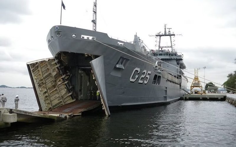 Navio da Marinha abre para visitação gratuita em Fortaleza neste domingo (12); saiba como agendar