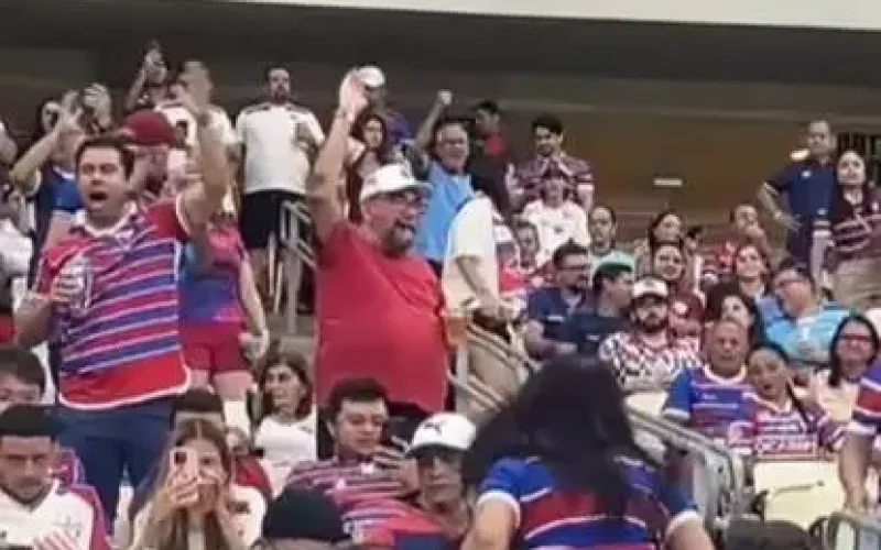 Torcedora do Fortaleza é proibida de entrar em estádios após hostilizar torcedores do Flamengo no Castelão