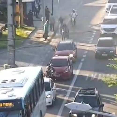 Motorista é preso pilotando motocicleta com placa adulterada no bairro Mondubim