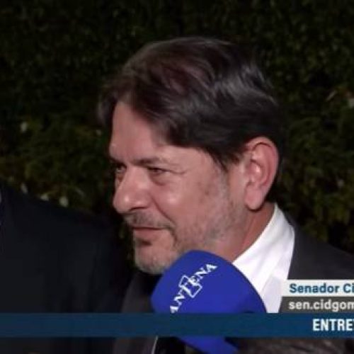 Cid Gomes ironiza ocupação bolsonarista e diz que usaria retroescavadeira no Senado