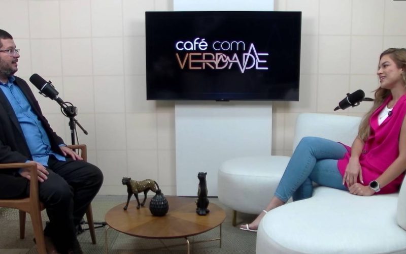 Bella Carmelo, do PL, fala sobre preconceito por ser conservadora e de direita