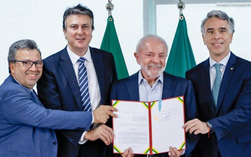 Lula afirma que Camilo Santana pode ter superado Haddad como melhor ministro da Educação do Brasil