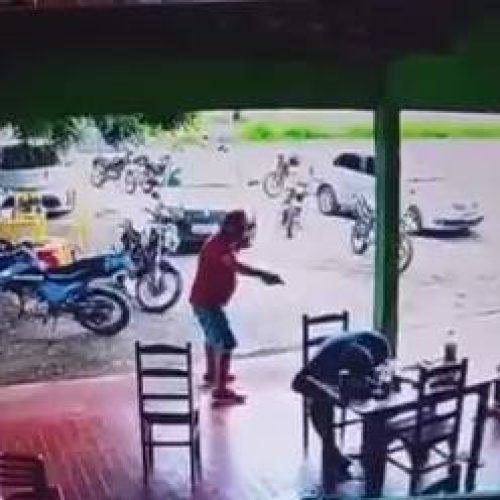 Homem é morto a tiros após discussão em bar no município de Aurora, no Ceará