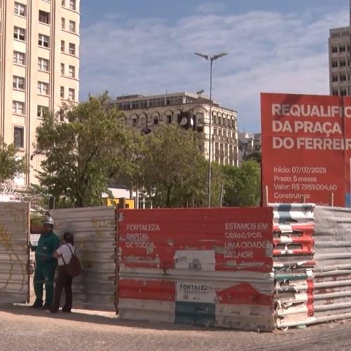 Praça do Ferreira tem 40% das obras concluídas e será reinaugurada em 26 de novembro, anuncia Evandro Leitão