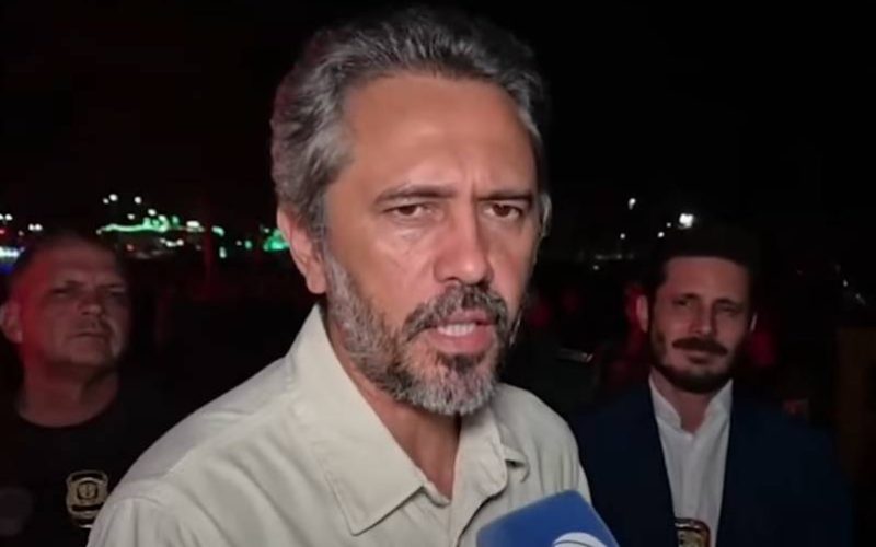 Elmano rebate acusação do governador do RJ sobre vazamento em operação na Rocinha