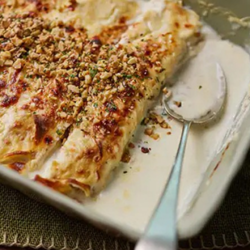 Como fazer panqueca de carne com molho branco?