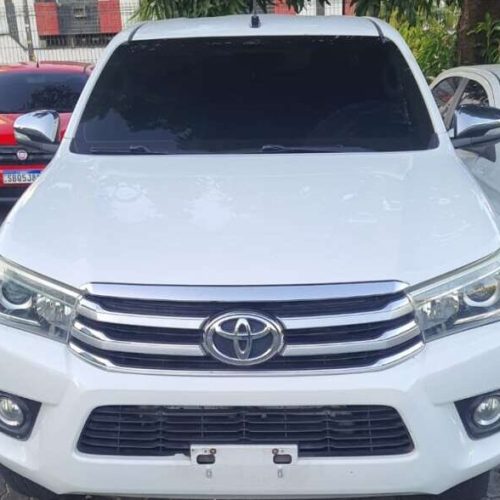 Operação bloqueia R$ 2,7 milhões, apreende carro de luxo e mira grupo criminoso em Maracanaú