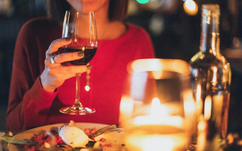 Consumo de vinhos cresce entre jovens e mulheres