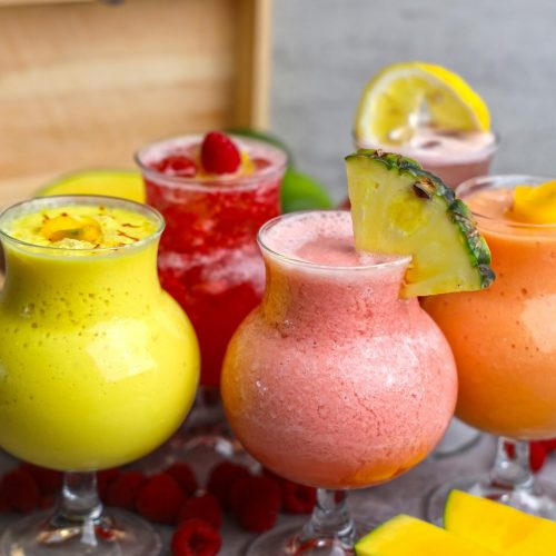 Leves e refrescantes: aprenda três receitas de drinks sem álcool