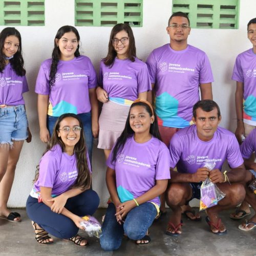 Projeto oferece formação gratuita em comunicação para jovens de Caucaia, Canoa Quebrada e Icapuí