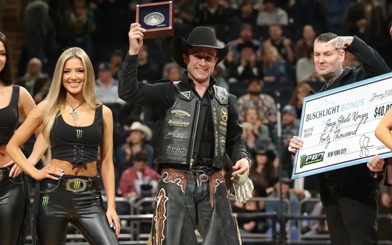 Peão brasileiro assume liderança do mundial de rodeio em touros da PBR