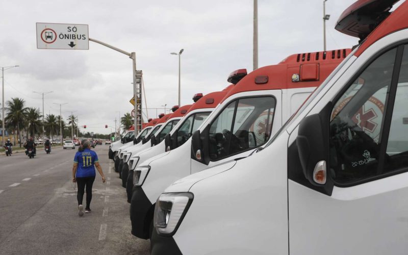 Samu Ceará recebe 25 novas ambulâncias para reforçar atendimento em 23 municípios