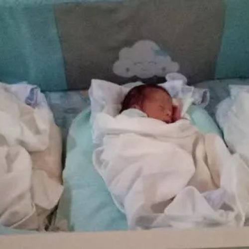 Cearense vence o câncer e dá à luz trigêmeos após ouvir de médicos que não engravidaria