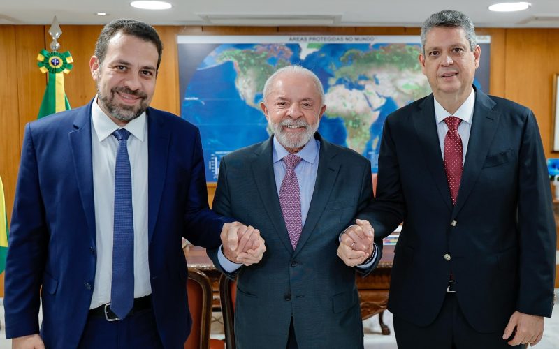 Lula anuncia Guilherme Boulos como novo ministro da Secretaria-Geral da Presidência