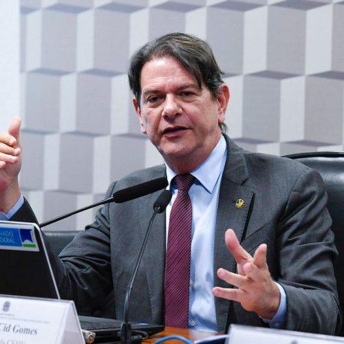 Projeto que libera mais de R$ 600 milhões para Transnordestina tem relatoria de Cid Gomes