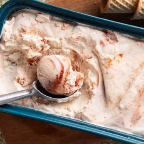 Para se refrescar nesse verão: como fazer sorvete de iogurte com goiabada