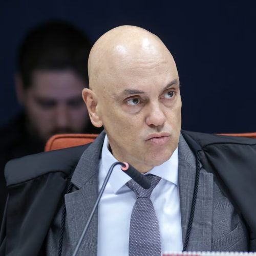 Moraes manda governador do Rio prestar esclarecimentos sobre operação com mais de 100 mortos