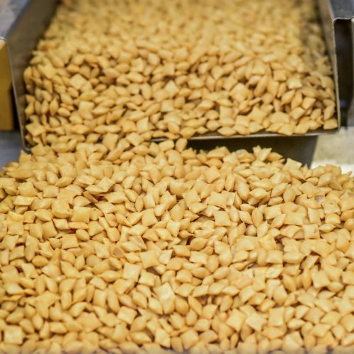 Exportação e tecnologia impulsionam produção de amendoim no país, aponta Embrapa