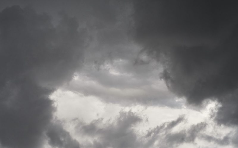 Semana começa com chuva no Sul e Centro-oeste, e calor no interior de SP