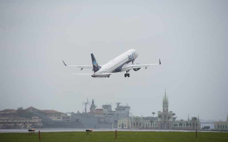 China vai investir US$ 1 bilhão em produção de combustível renovável de aviação no Brasil