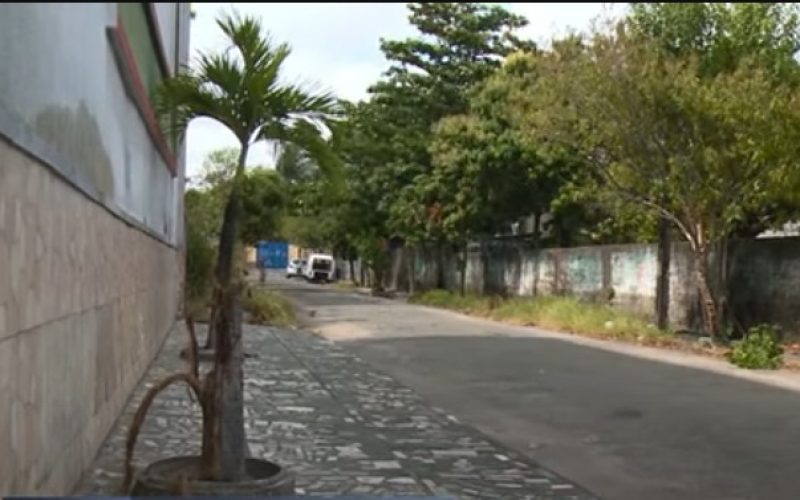Travesti é morta com golpes de madeira em Fortaleza; corpo foi encontrado semidespido