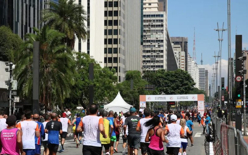 Ceará tem 94 homens para cada 100 mulheres; maioria masculina aparece em apenas dois grupos