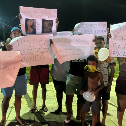 Manifestação em favor das irmãs influenciadoras mortas reúne familiares e moradores na Vila do Mar