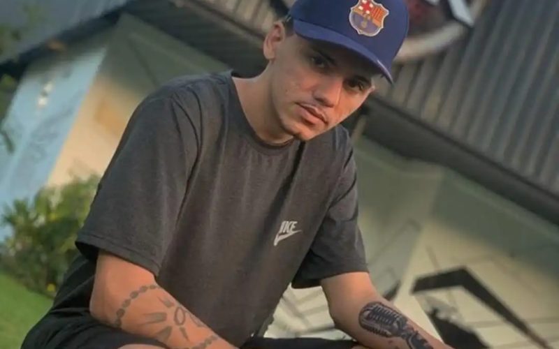 Saiba quem é MC Dym, funkeiro preso em Fortaleza suspeito de promover facção criminosa