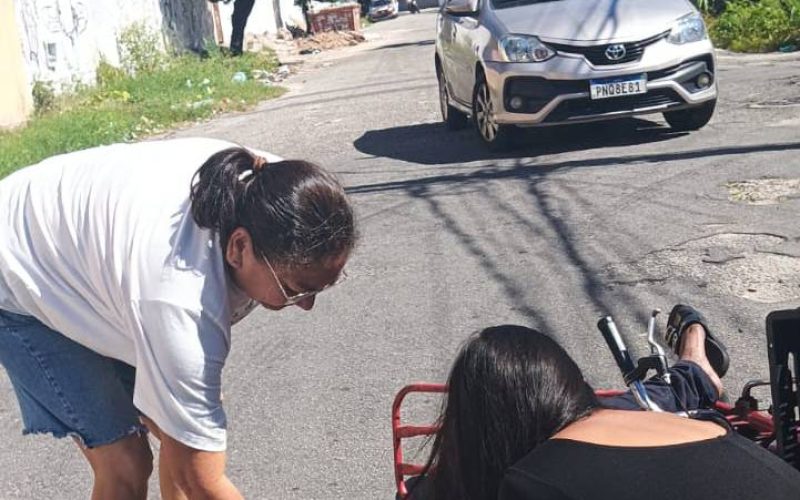 Entregador de água é morto a tiros em rua do bairro Itaoca, em Fortaleza