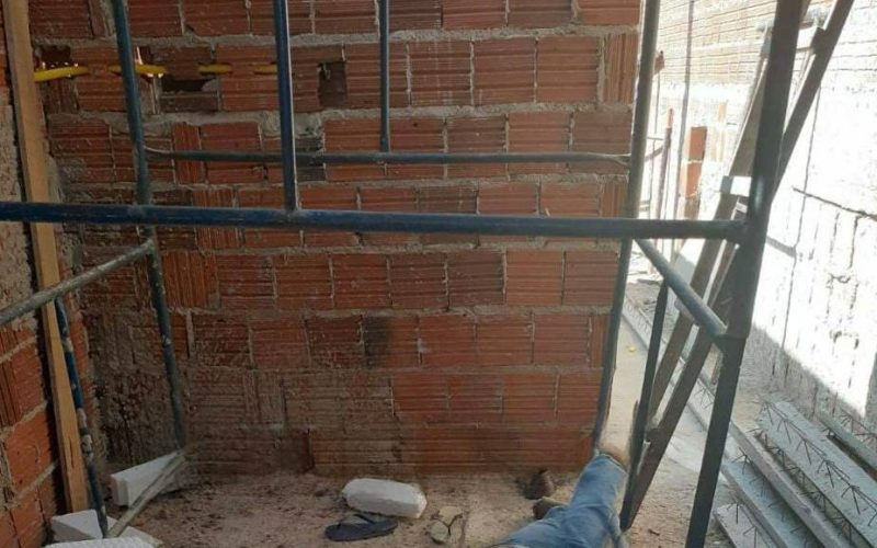 Pedreiro é morto a tiros enquanto trabalhava em obra no bairro Jardim Guanabara, em Fortaleza