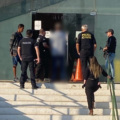 Crise de ansiedade leva à prisão de pai e tio por estupro de adolescentes no interior do Ceará