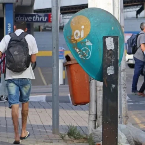 Com pouco mais de 2 mil unidades no país, Anatel inicia retirada definitiva de orelhões em 2026