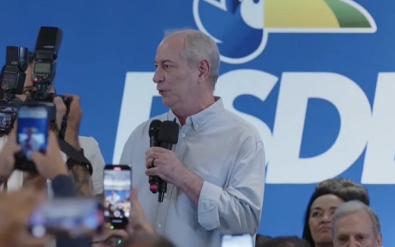 Ciro Gomes diz querer construir ‘centro-esquerda’ no PSDB e chama PDT de ‘puxadinho do PT’