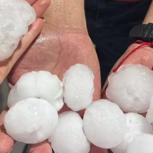 Chuvas, granizo e vento forte alagam lavouras e danificam fazendas no Paraná