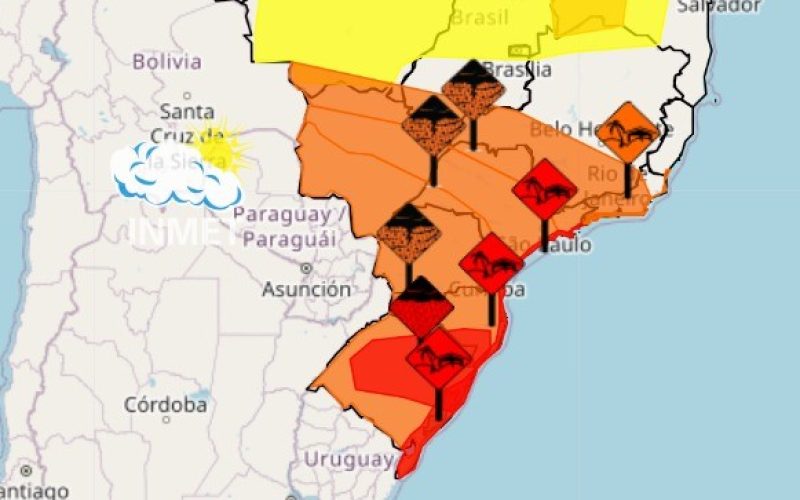 Ciclone aumenta área de atuação e causa chuva generalizada no fim de semana