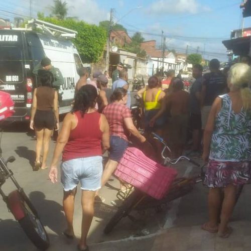 Casal é baleado enquanto caminhava por rua do bairro Pajuçara, em Maracanaú