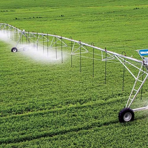 Aluguel de pivôs de irrigação une empresas dos EUA e Brasil